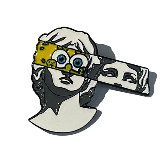 Estatua con los ojos de Bob Esponja