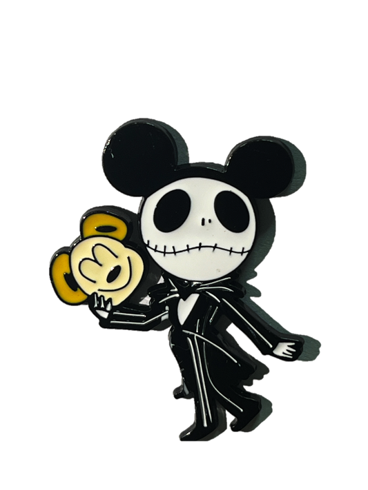 Jack Skellington con orejas de Mickey Mouse